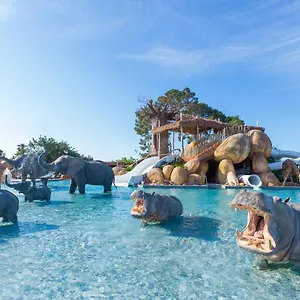 camping-resort-sanguli-salou.catalonia-hotels.com/
